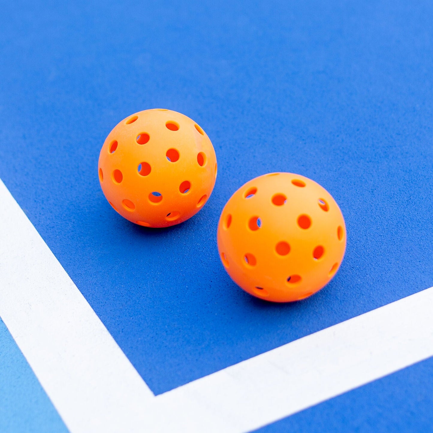 NNEDSZ Precision Aerodynamic 40cm Hole Design Pickleball Ball - 6 pack